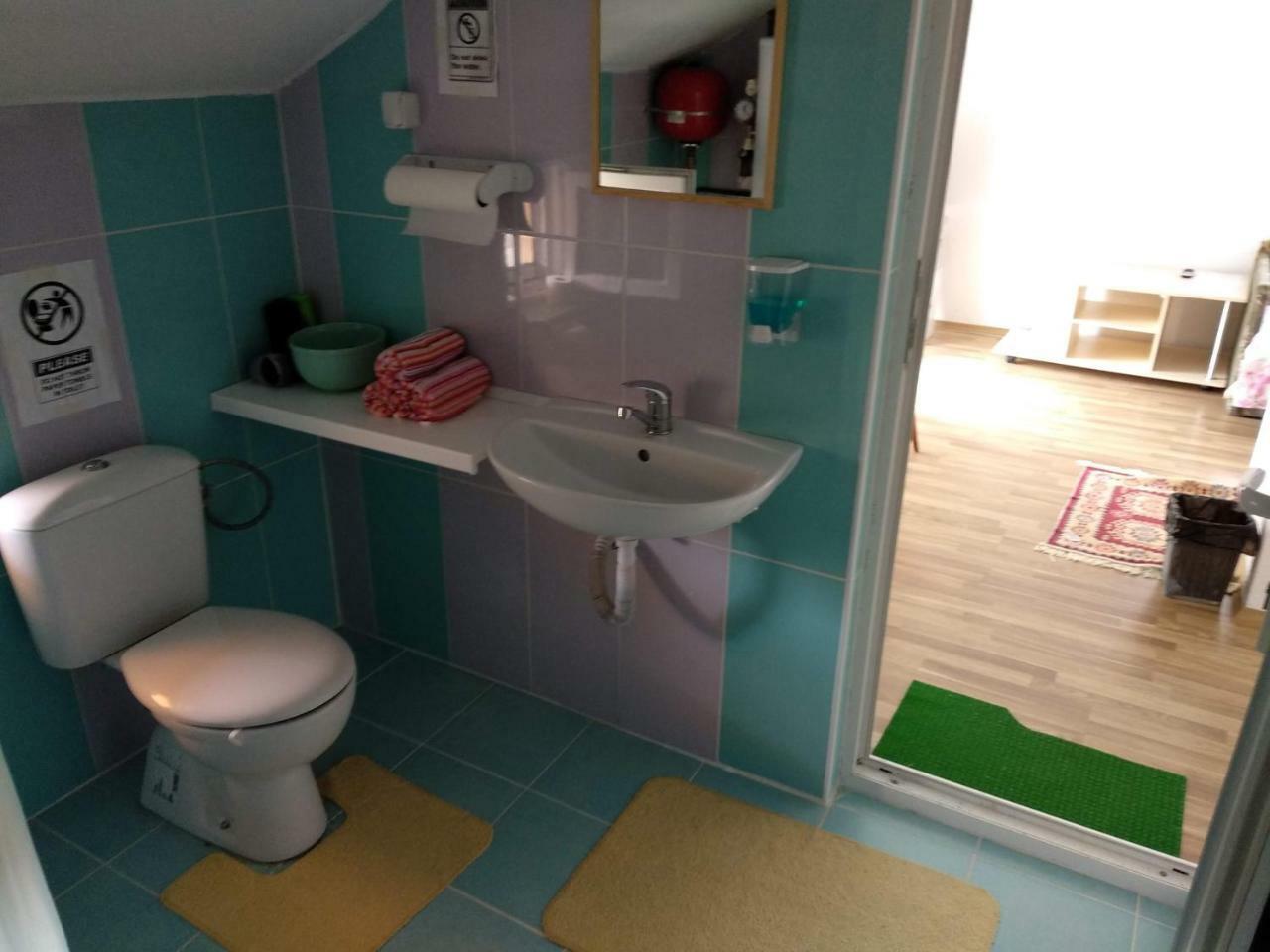 Family House Near Motorway 6 Guests 3 Bedrooms Велес Екстериор снимка